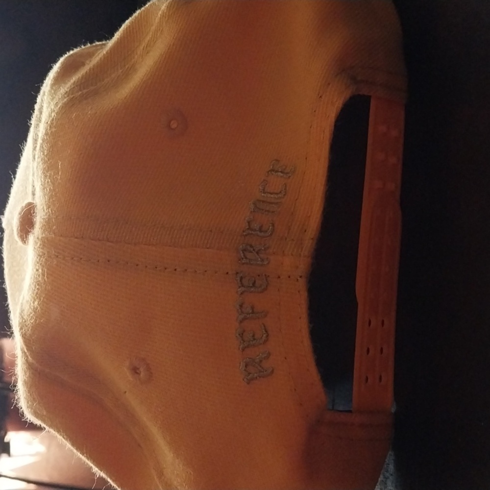 Hat - Picture 4 of 4